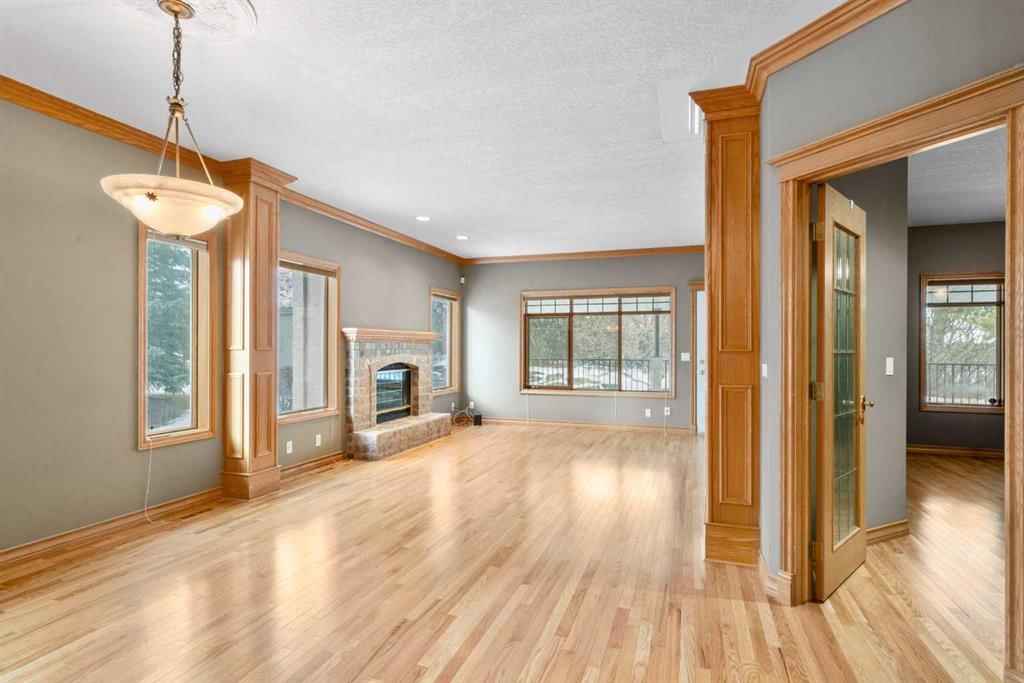 12 Prominence Point SW, Calgary — photo 3 of 14