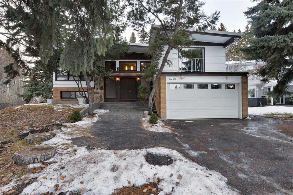 6729 Leeson Court SW, Calgary — photo 2 of 41