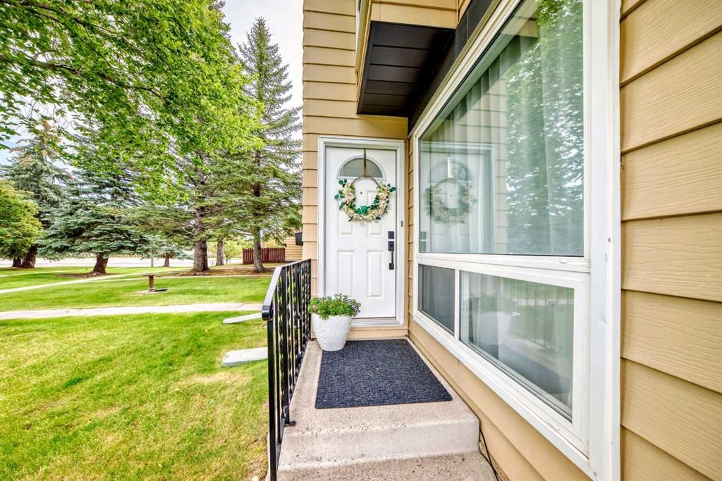 70, 7205 4 Street NE, Calgary — photo 4 of 43