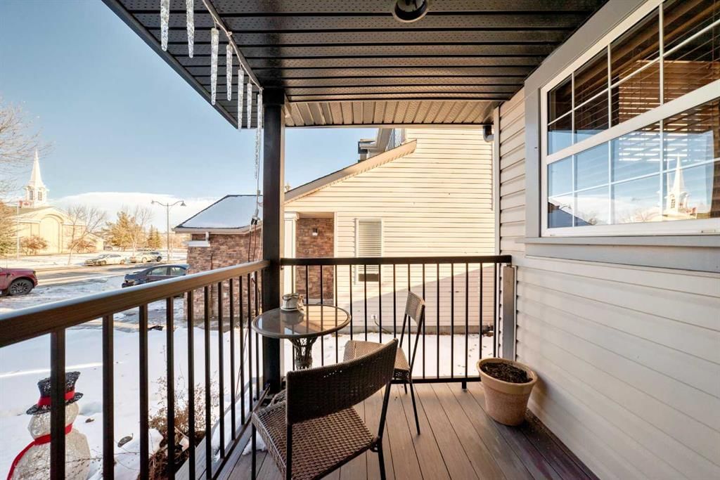 51 Everstone Boulevard SW, Calgary — photo 2 of 47