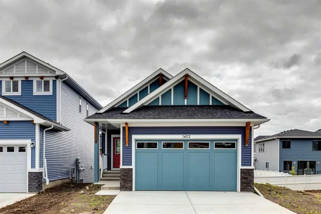 1402 Bayview Crescent SW, Airdrie — main listing photo