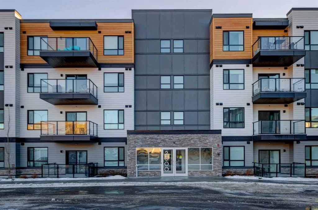 2307, 42 Cranbrook Gardens SE, Calgary — photo 3 of 29