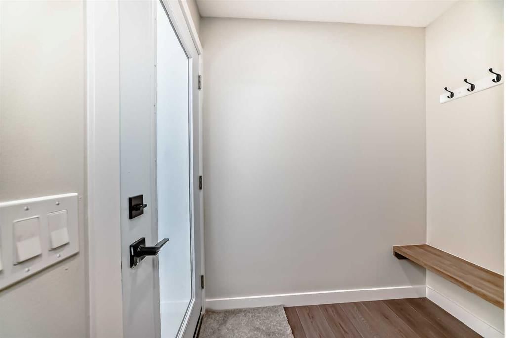 6791 Malvern Road NE, Calgary — photo 3 of 49