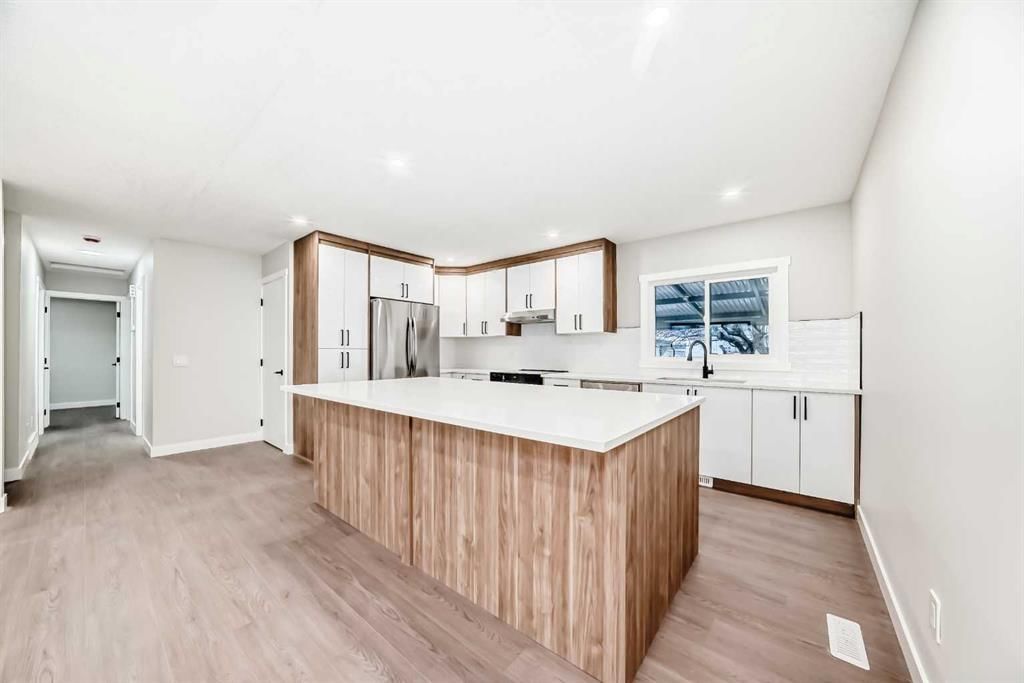6791 Malvern Road NE, Calgary — photo 4 of 49