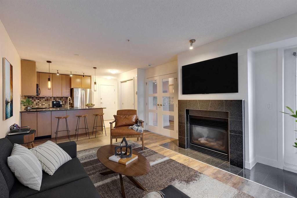 106, 35 Richard Court SW, Calgary — photo 3 of 27