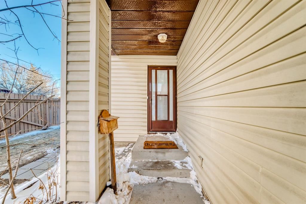 100 Beddington Circle NE, Calgary — photo 2 of 49