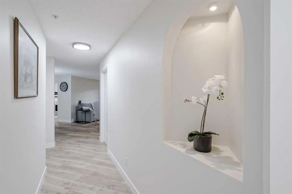 201, 40 Parkridge View SE, Calgary — photo 5 of 46