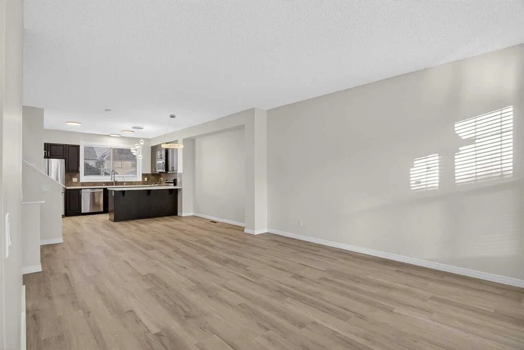 104 Masters Link SE, Calgary — photo 4 of 50