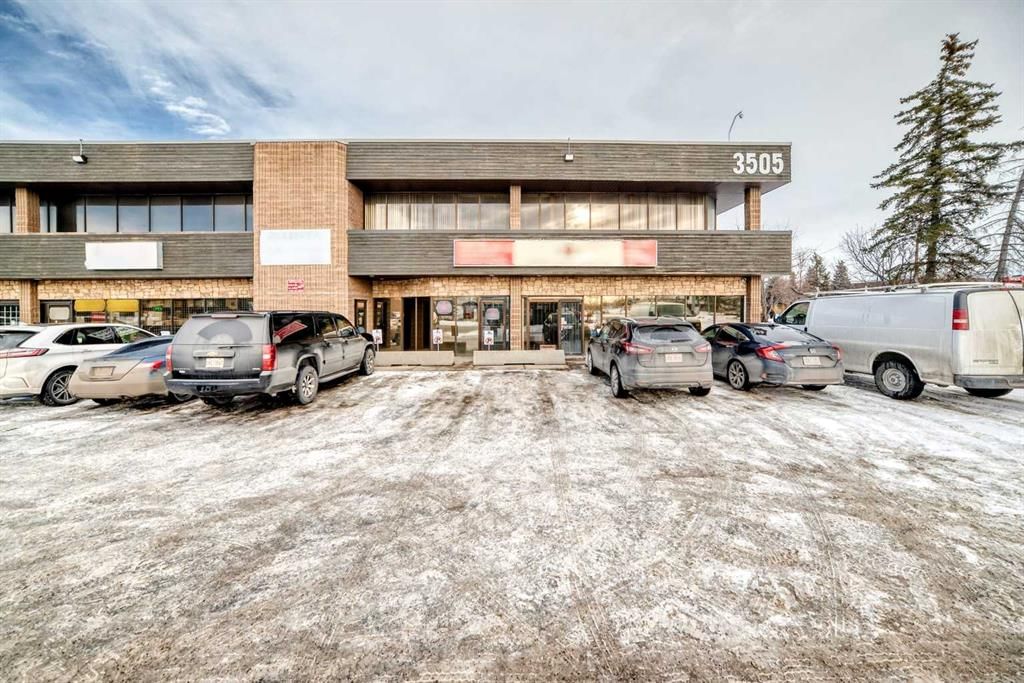 3505 32 Street NE, Calgary — photo 2 of 49