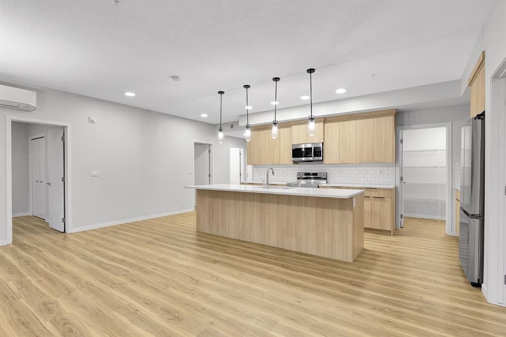 2314, 220 Seton Grove SE, Calgary — photo 5 of 34