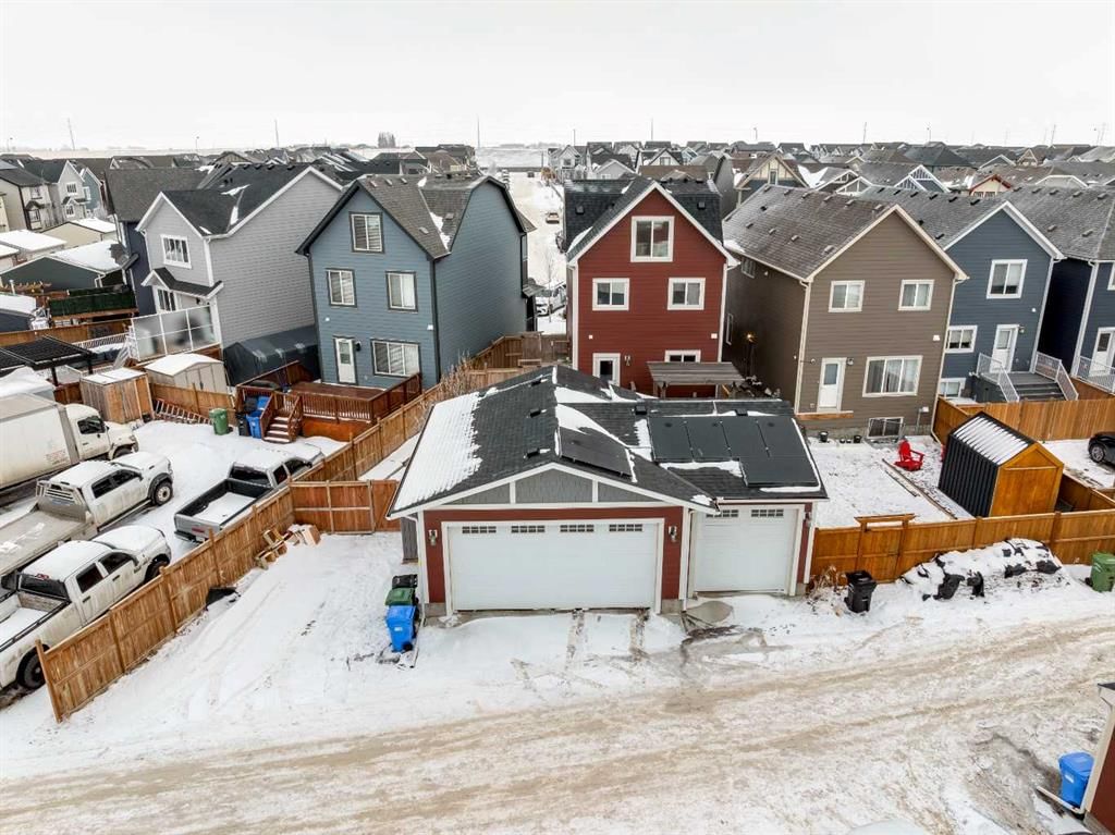 98 Magnolia Square SE, Calgary — main listing photo