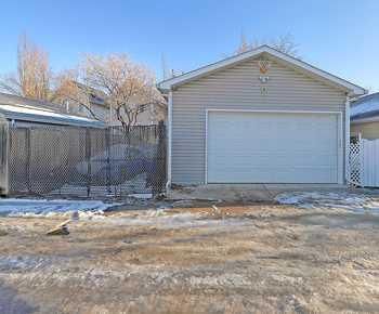 7 Prestwick Crescent SE, Calgary — photo 2 of 44