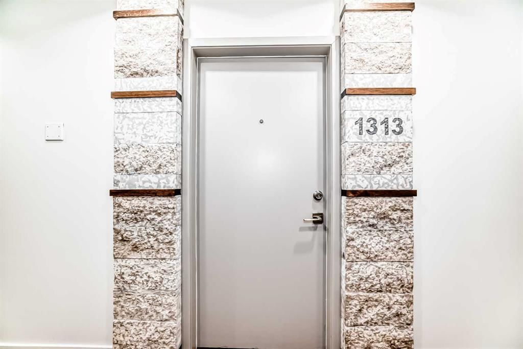 1313, 8880 Horton Road SW, Calgary — photo 5 of 48