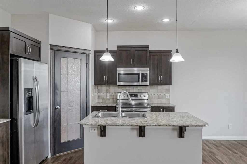 206 Pantego View NW, Calgary — photo 3 of 50