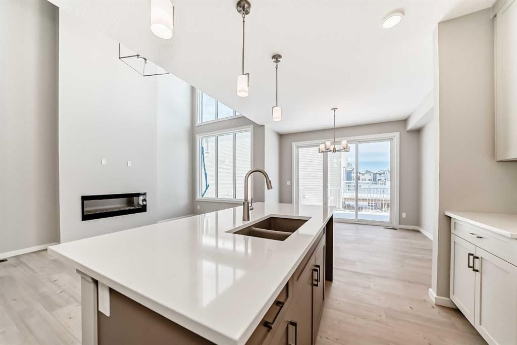 182 Walgrove Manor SE, Calgary — photo 3 of 27