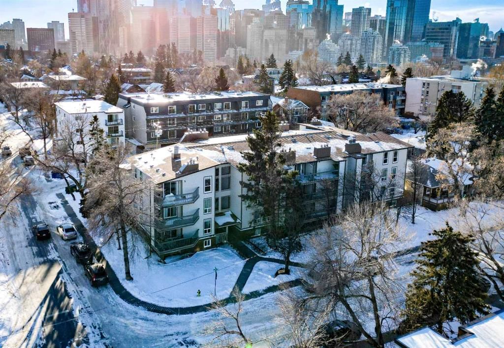303, 239 6 Avenue NE, Calgary — photo 2 of 16