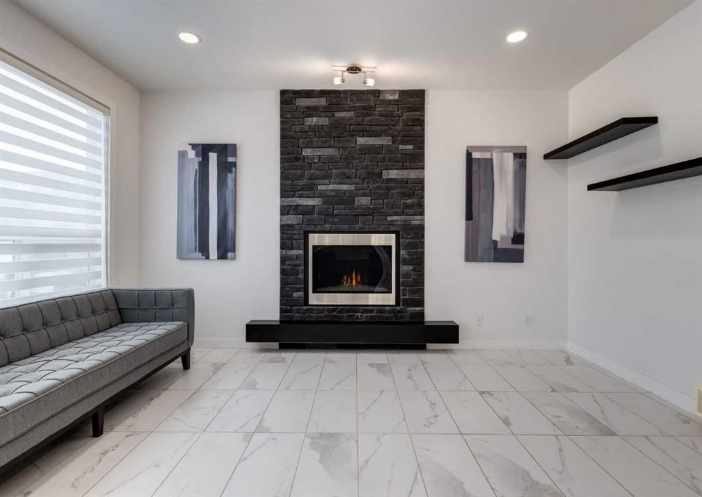 100 Cougar Ridge Close SW, Calgary — photo 5 of 50