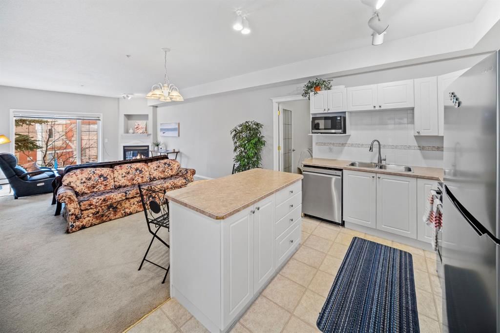 201, 223 Tuscany Springs Boulevard NW, Calgary — photo 3 of 38