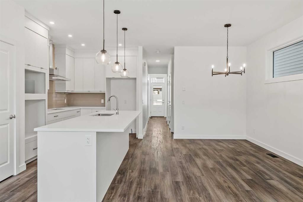 834 Livingston View NE, Calgary — photo 5 of 33