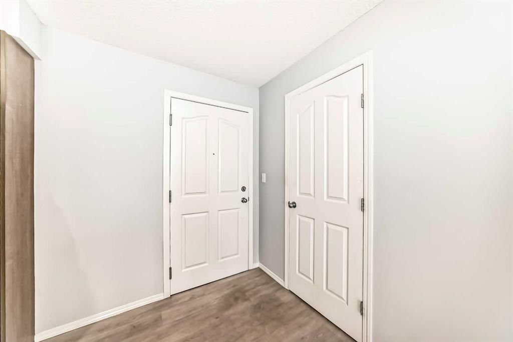 321, 7110 80 Avenue NE, Calgary — photo 4 of 37