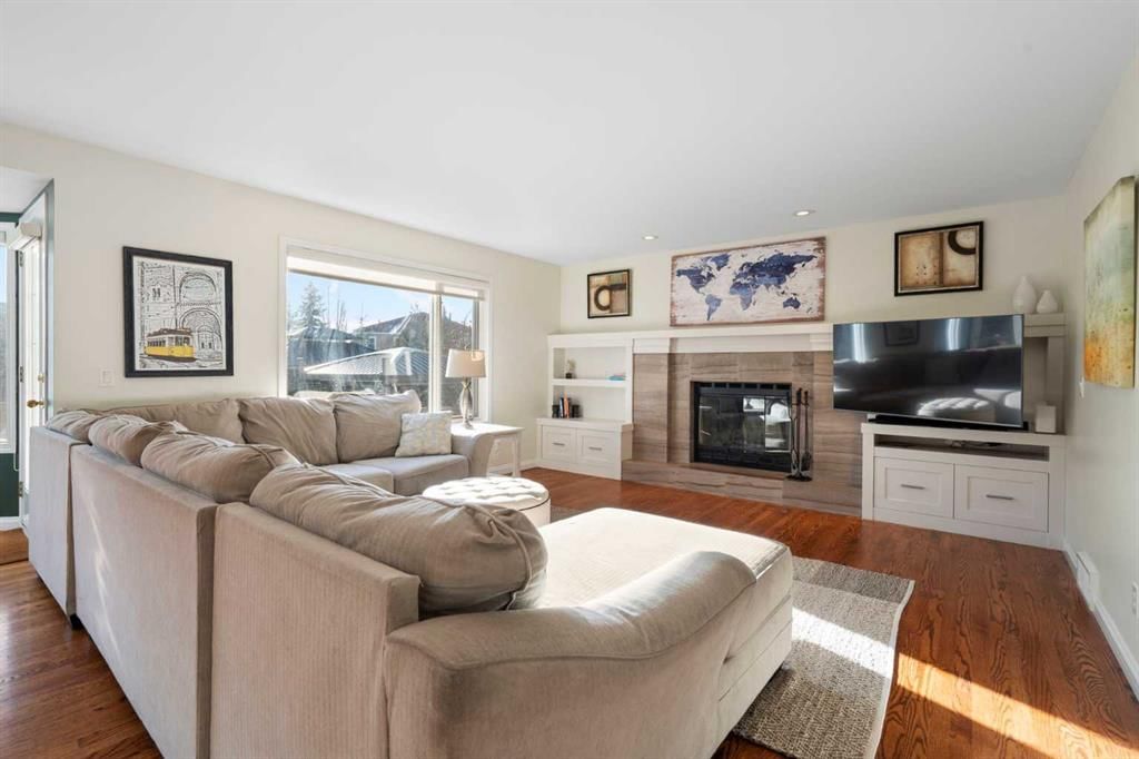 15 Mt Norquay Gate SE, Calgary — photo 4 of 50