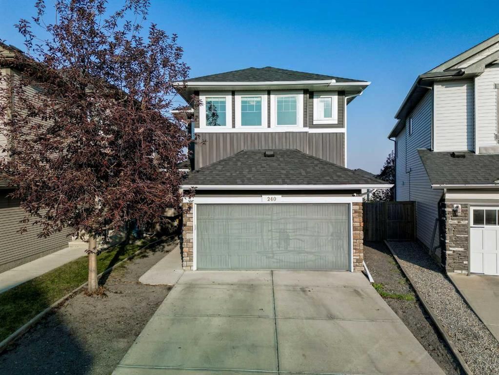 240 Sage Bank Grove NW, Calgary — main listing photo