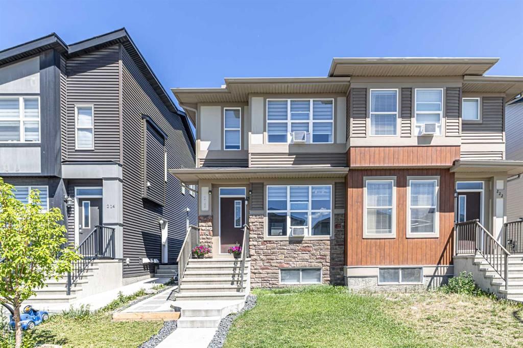 218 Cornerstone Avenue NE, Calgary — photo 2 of 33