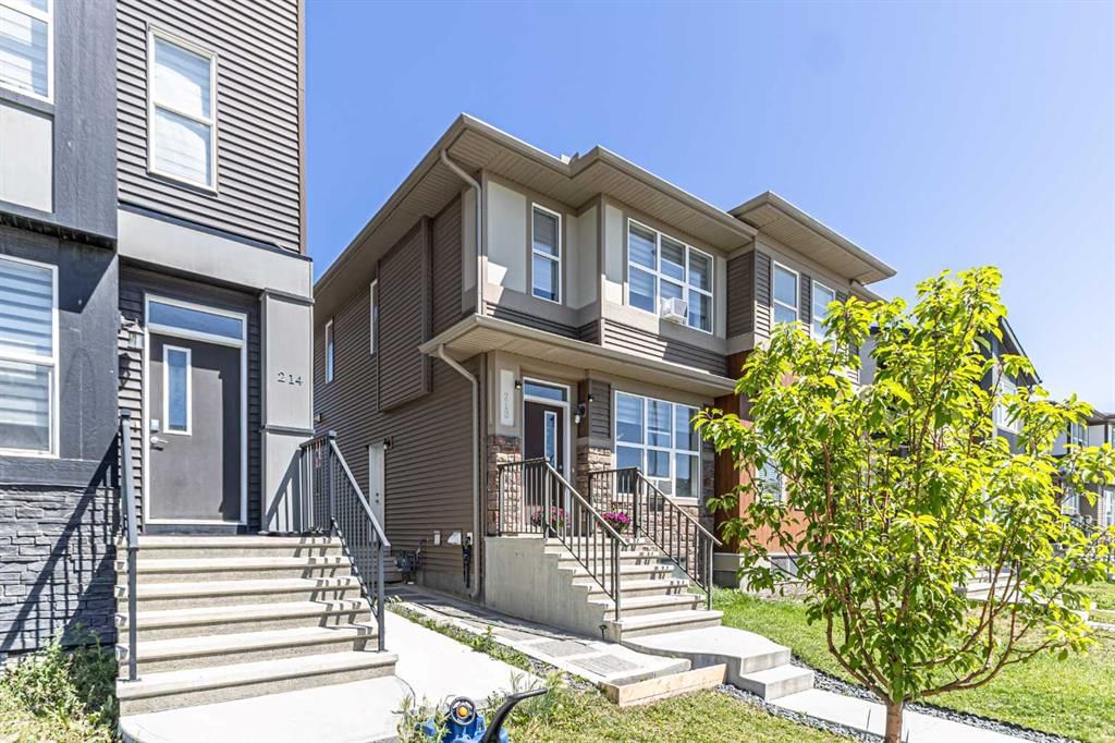218 Cornerstone Avenue NE, Calgary — photo 3 of 33