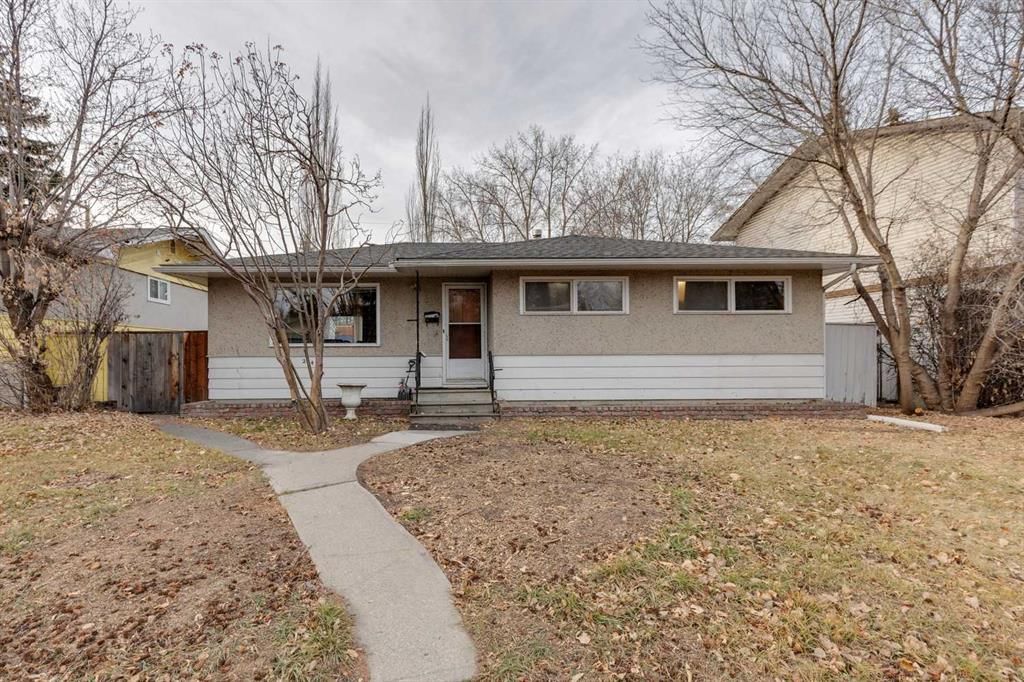 2647 Charlebois Drive NW, Calgary — main listing photo