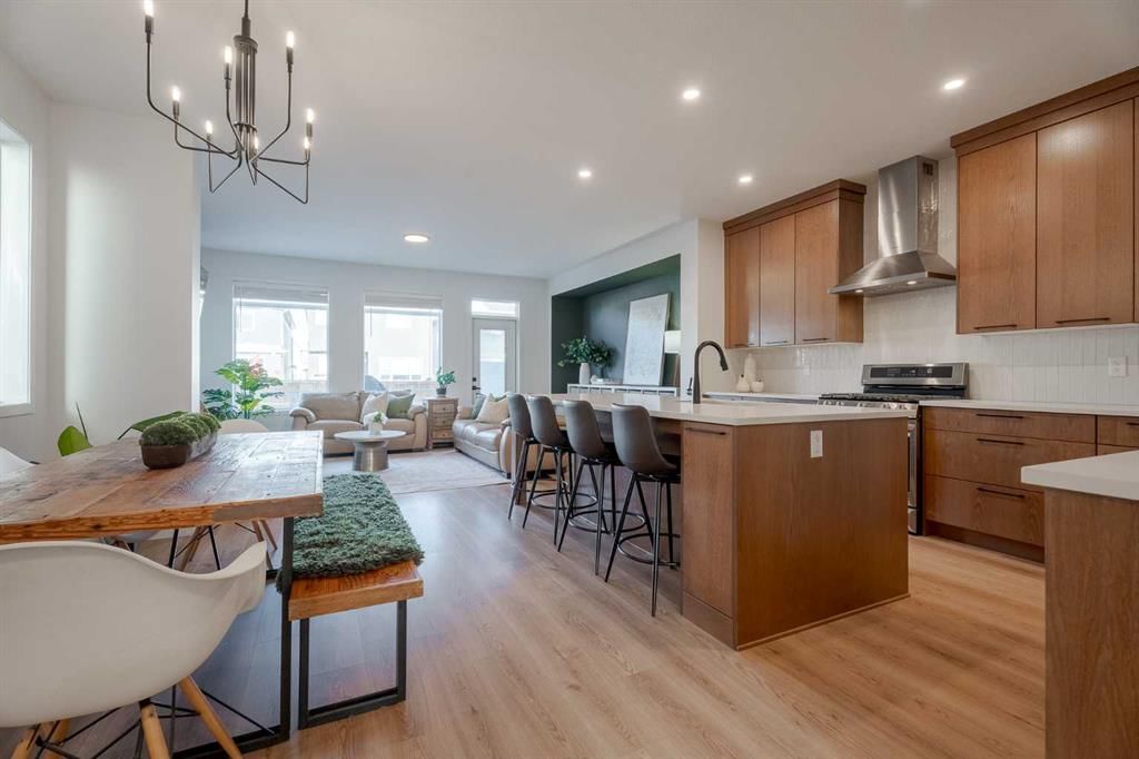 159 Belmont Crescent SW, Calgary — main listing photo