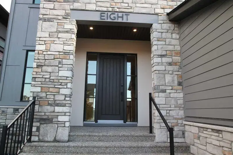 8 Rockcliff Hill NW, Calgary — photo 4 of 45