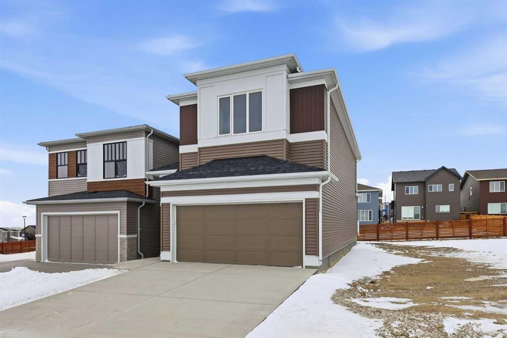 72 Calhoun Rise NE, Calgary — main listing photo