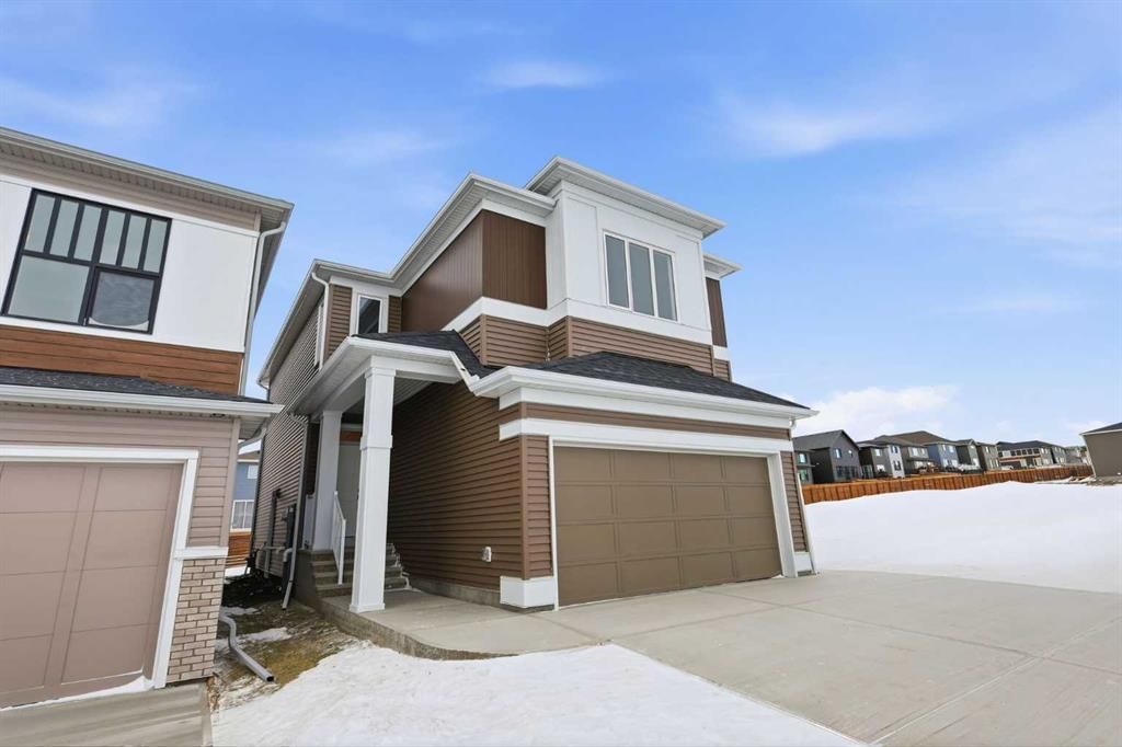 72 Calhoun Rise NE, Calgary — photo 2 of 48