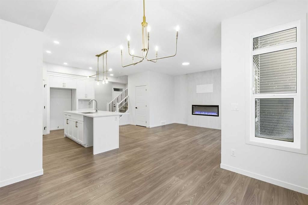 72 Calhoun Rise NE, Calgary — photo 5 of 48