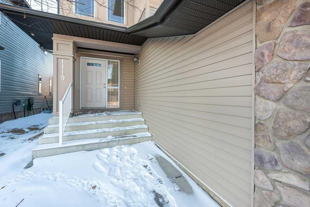 1119 Panamount Boulevard NW, Calgary — photo 3 of 38