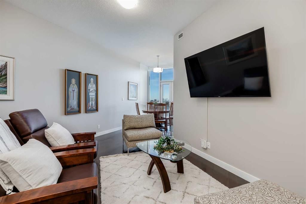 1109, 16 Varsity Estates Circle NW, Calgary — photo 5 of 38