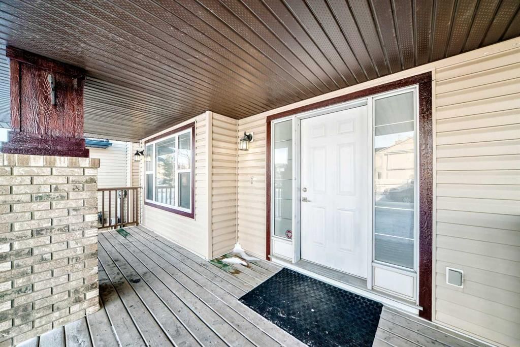 99 Saddlecrest Way NE, Calgary — photo 2 of 50