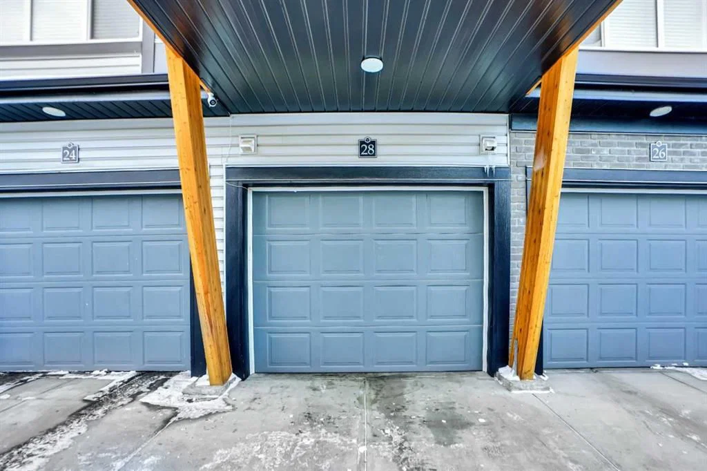 28 Savanna Passage NE, Calgary — photo 4 of 20