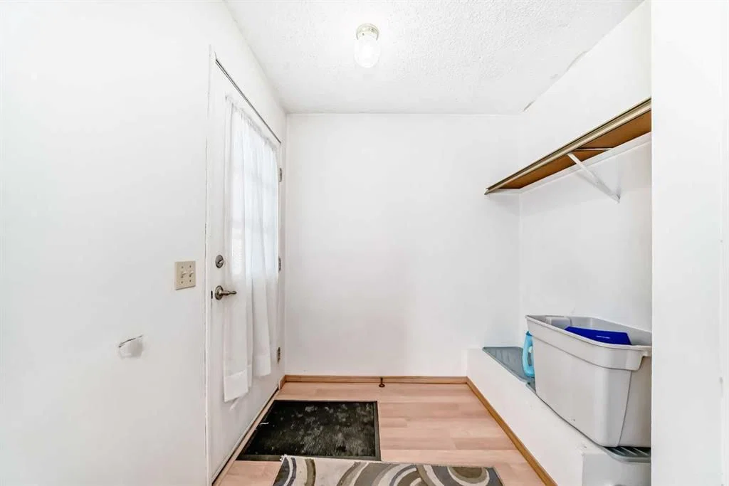 79 Aberdare Road NE, Calgary — photo 2 of 36