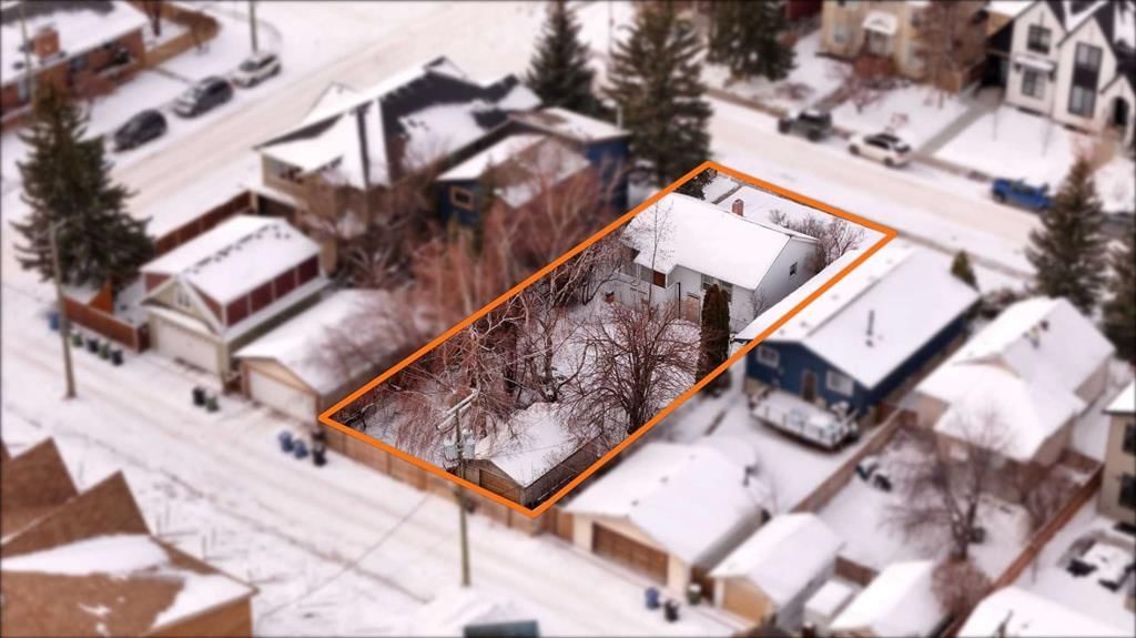 2032 27 Street SW, Calgary — photo 3 of 12
