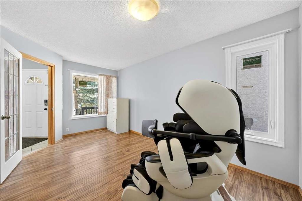 64 Macewan Park Rise NW, Calgary — photo 5 of 50
