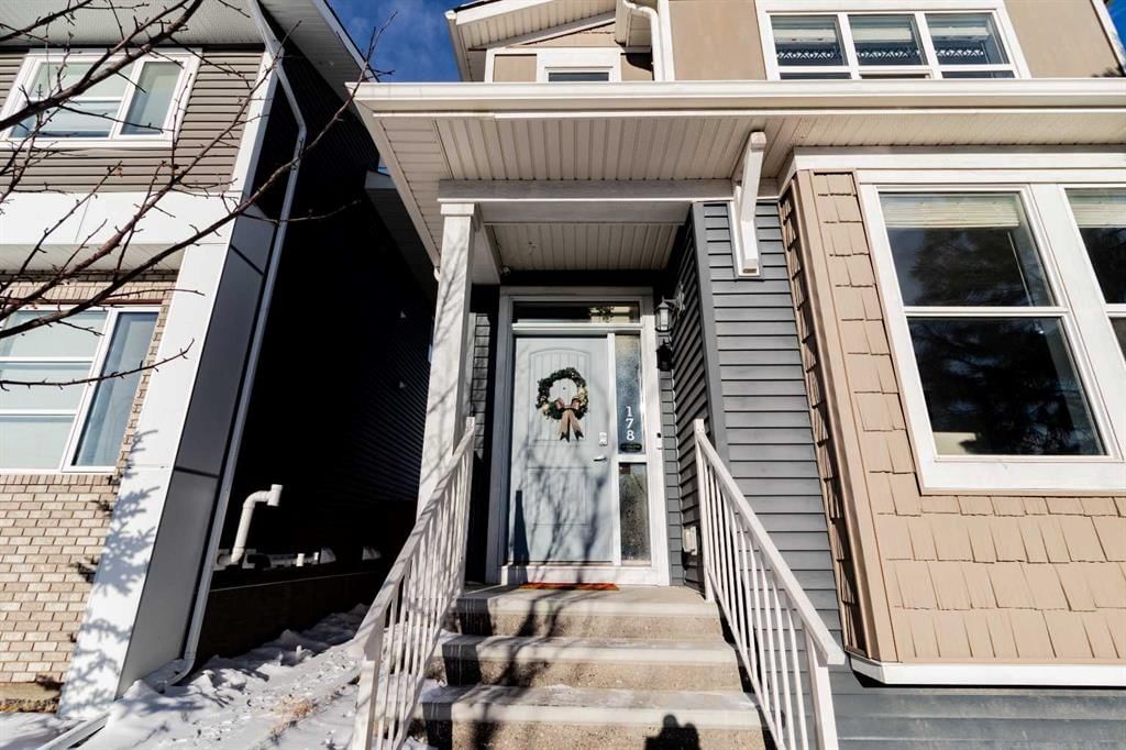 178 Livingston Avenue NE, Calgary — photo 3 of 50