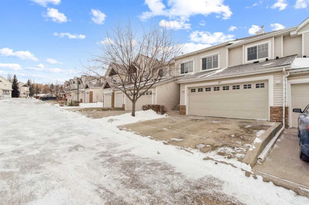 157 Hidden Creek Gardens NW, Calgary — photo 3 of 29