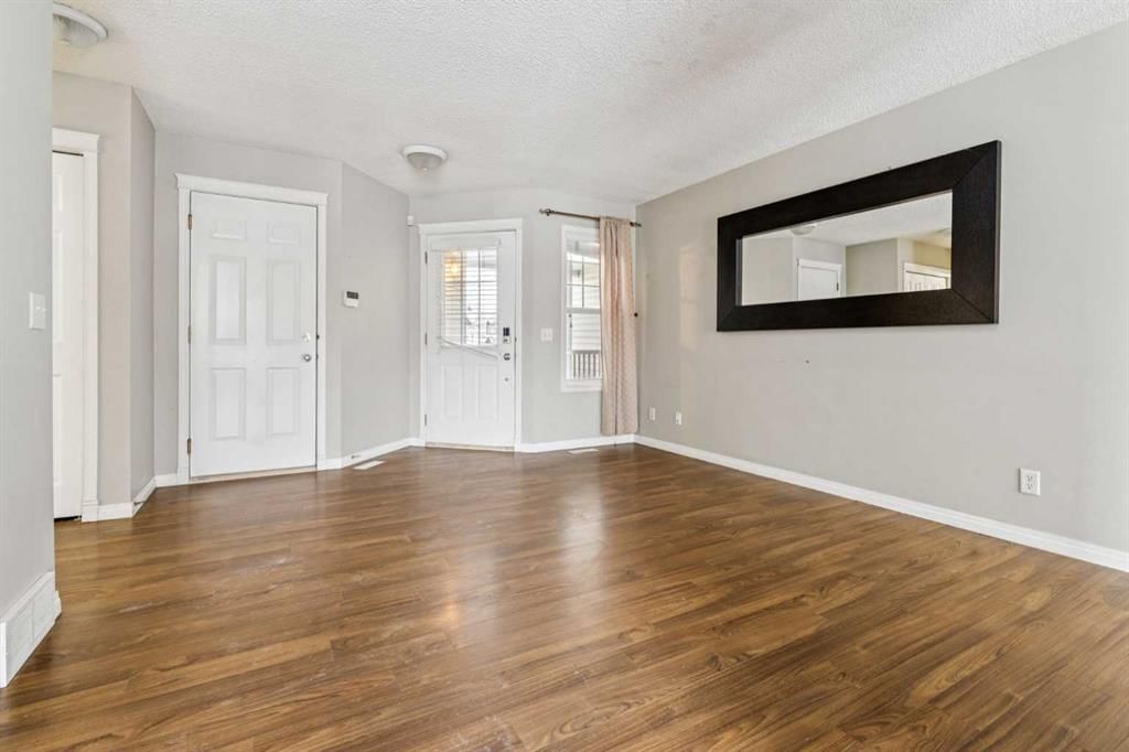 157 Hidden Creek Gardens NW, Calgary — photo 5 of 29
