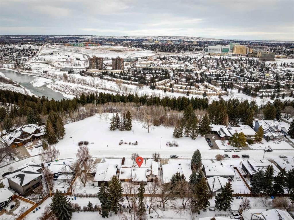 149 Wildwood Drive SW, Calgary — main listing photo