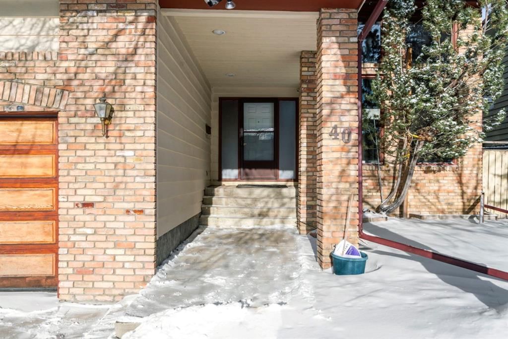 40 Edforth Road NW, Calgary — photo 3 of 50
