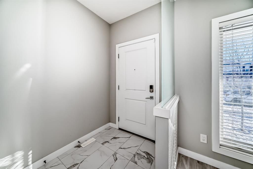 1289 Carrington Boulevard NW, Calgary — photo 2 of 49
