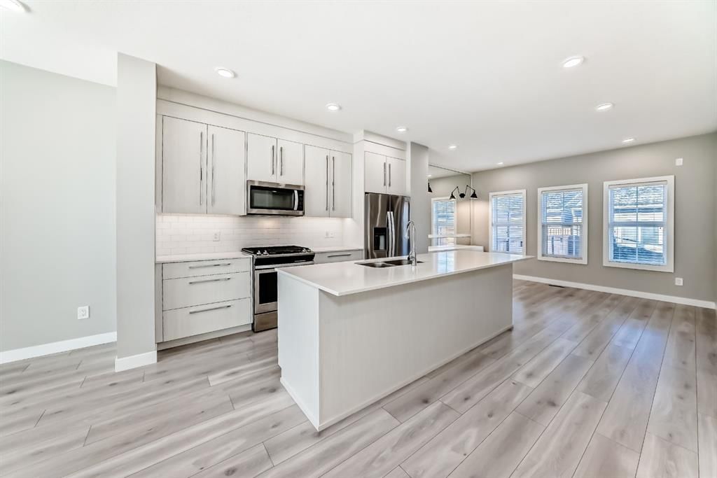 1289 Carrington Boulevard NW, Calgary — photo 3 of 49