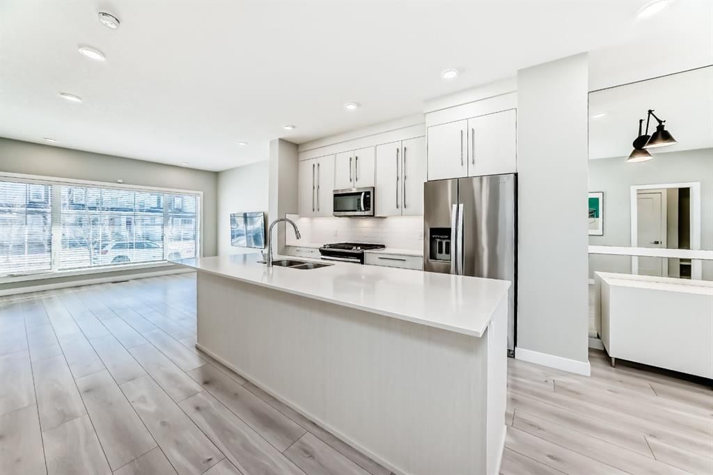 1289 Carrington Boulevard NW, Calgary — photo 4 of 49
