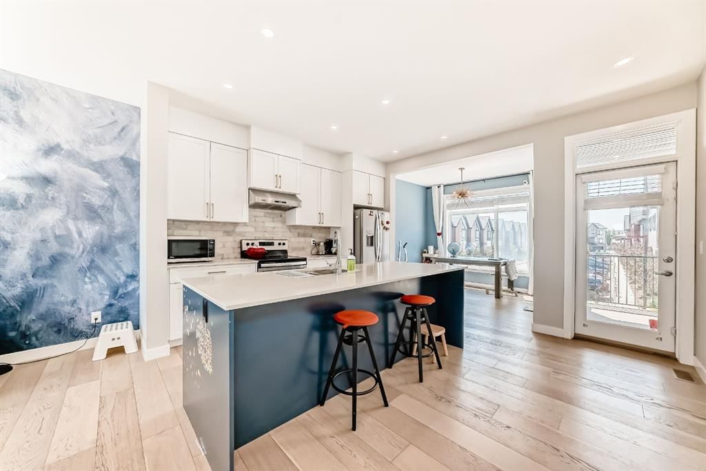 2941 136 Avenue NW, Calgary — photo 4 of 47